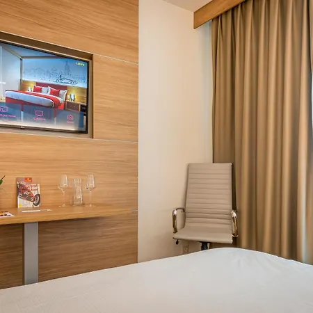 Apartament Lorentes *